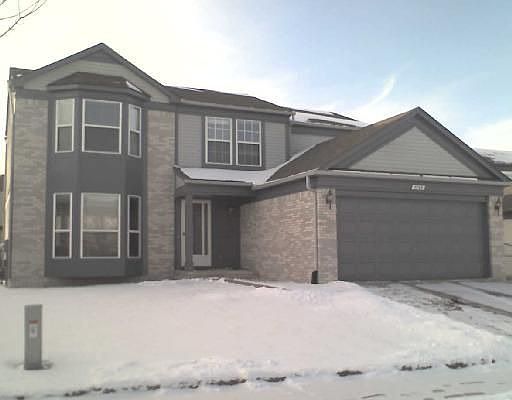 1st image of 3208 Monument Dr