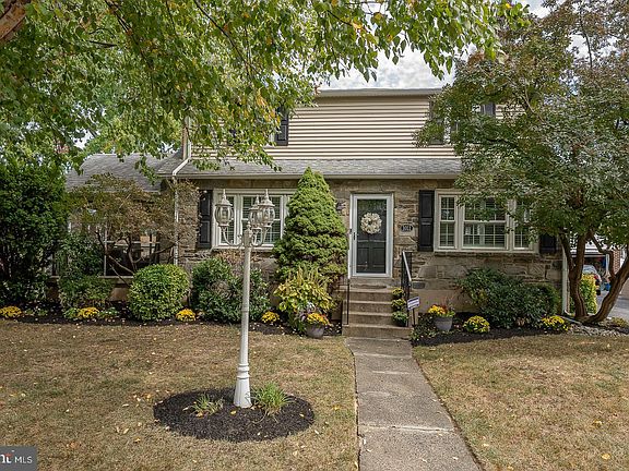 2nd image of 1011 Concord Ave