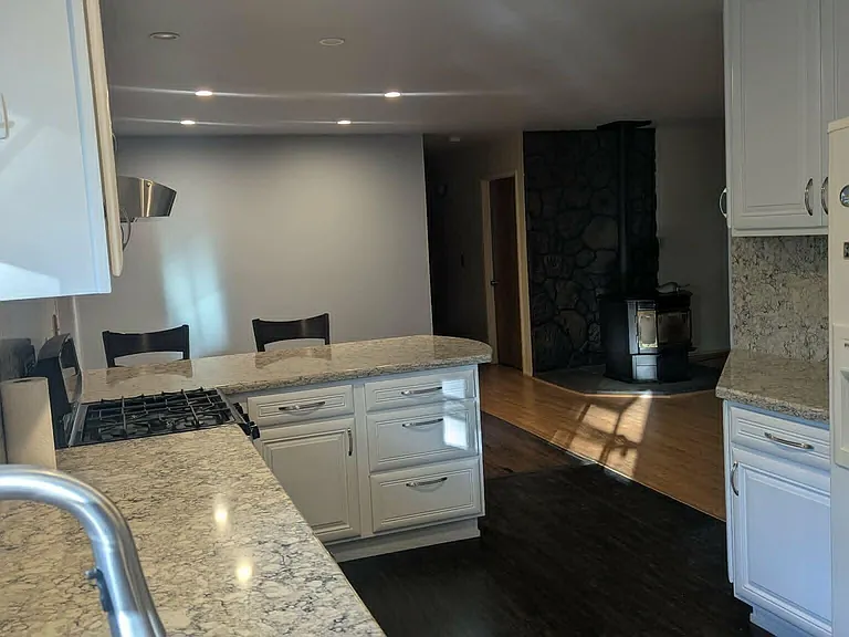 188 W Papago Ln — Photo 3
