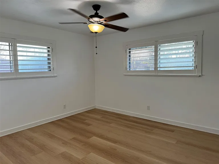 6601 Columbia Dr — Photo 13