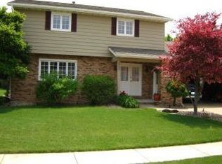 550 Taylor St, Morton, IL 61550
