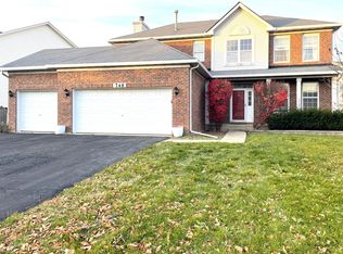 748 Knoch Knolls Rd, Naperville, IL 60565