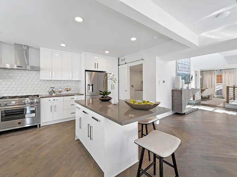 6445 Deep Dell Pl — Photo 7