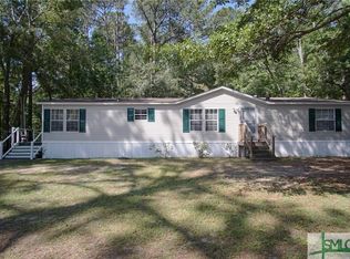 336 Island Dr, Midway, GA 31320