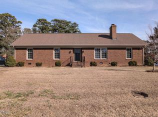 1901 Rand Rd W, Wilson, NC 27893