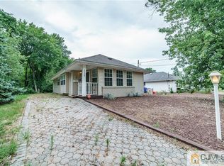 2046 Yorktowne Blvd, Toms River, NJ 08753