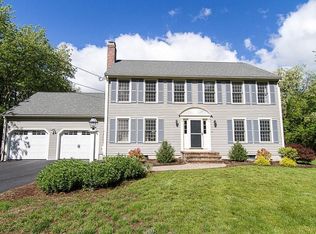 7 Millbrook Rd, Medfield, MA 02052