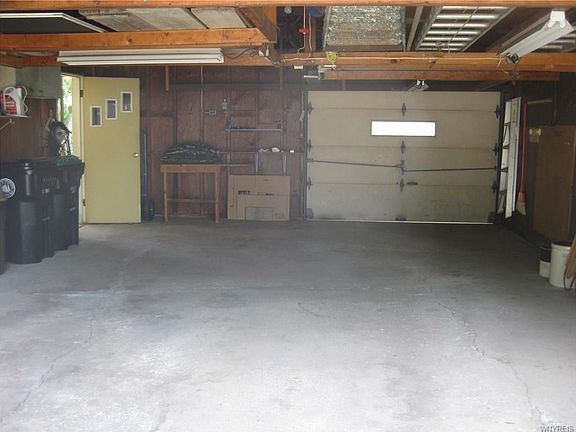 4th image of 164 Beyer Dr