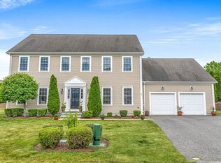 8 Rons Way, Framingham, MA 01701
