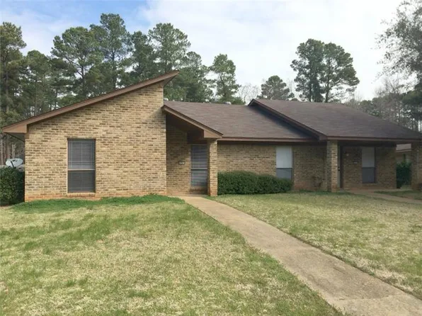 403 Woodridge Cir APT A, Hallsville, TX 75650