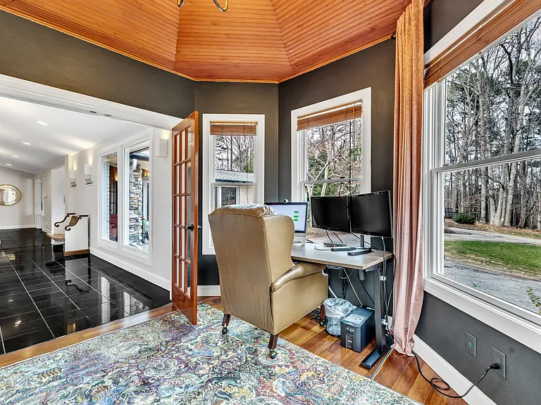 1126 Trailwood Dr — Photo 45