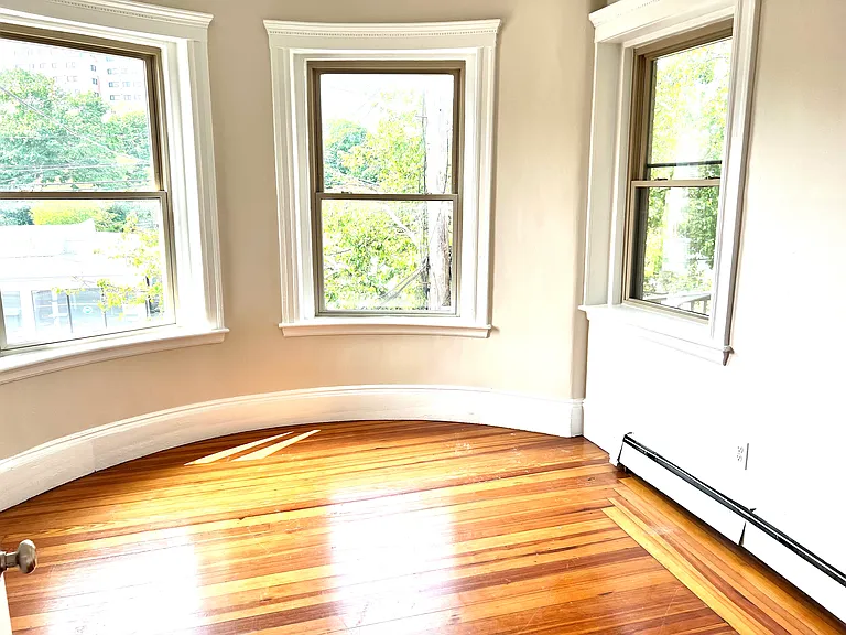 22 Boston St #4 — Photo 4