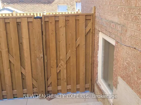 3080 Olympus Mews, Mississauga, ON L5N 4V7