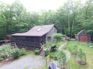 226 Lake Rd, Lake Ariel, PA 18436