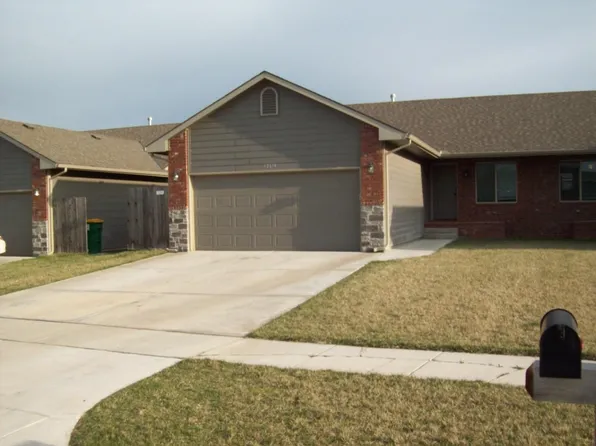 12700 E Casa Bella St, Wichita, KS 67207