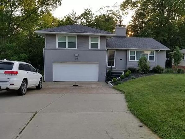 1278 Columbia Rd, Westlake, OH