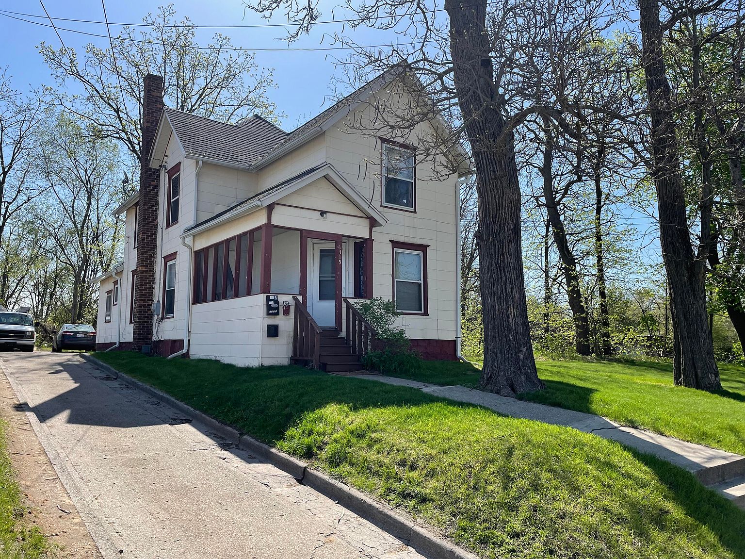 1315 S Martin Luther King Jr Dr, Jackson, MI 49203 MLS 23014758 Zillow