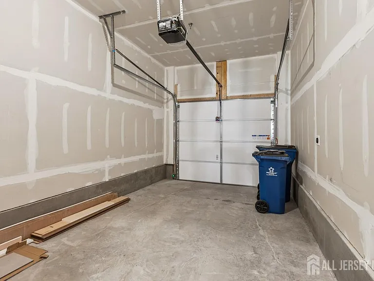 214 Jessie Pl — Photo 25
