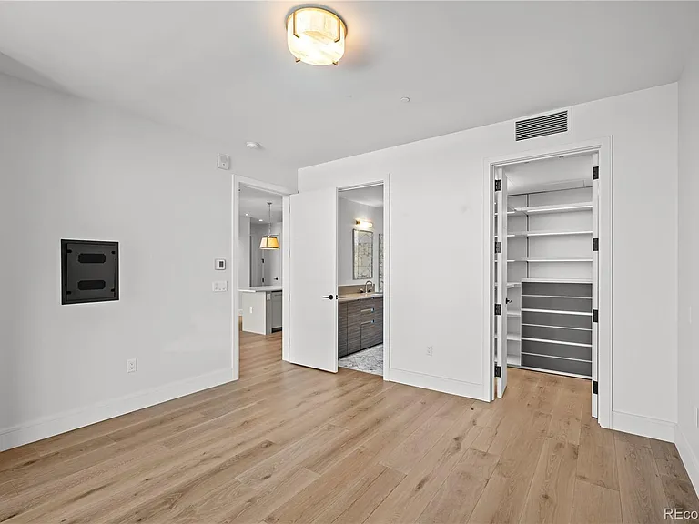 1901 Wazee St #1110 — Photo 15