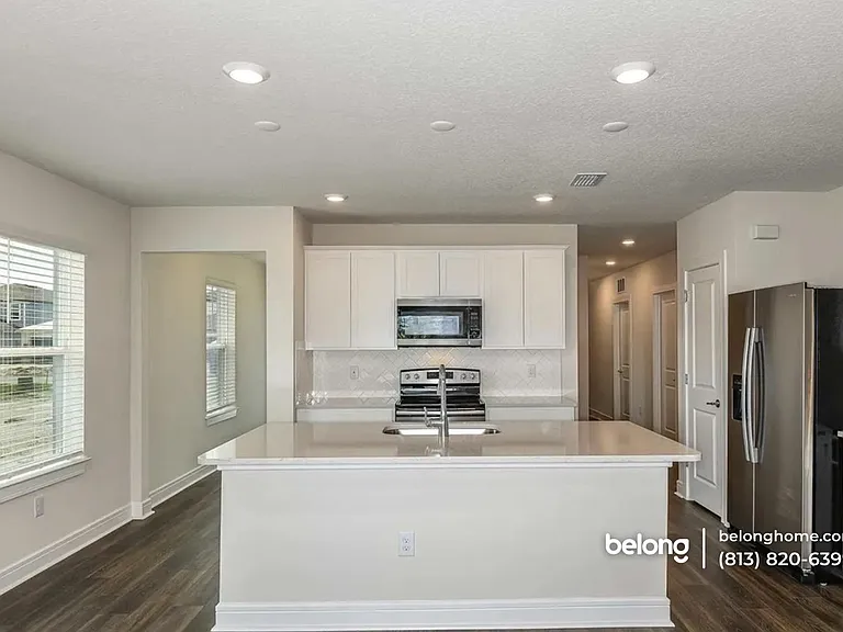 11752 Moonsail Dr — Photo 1