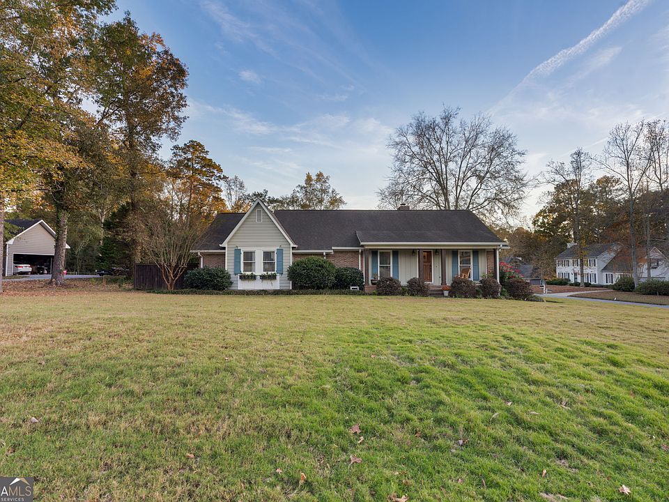 1st image of 101 Spring Valley Ct