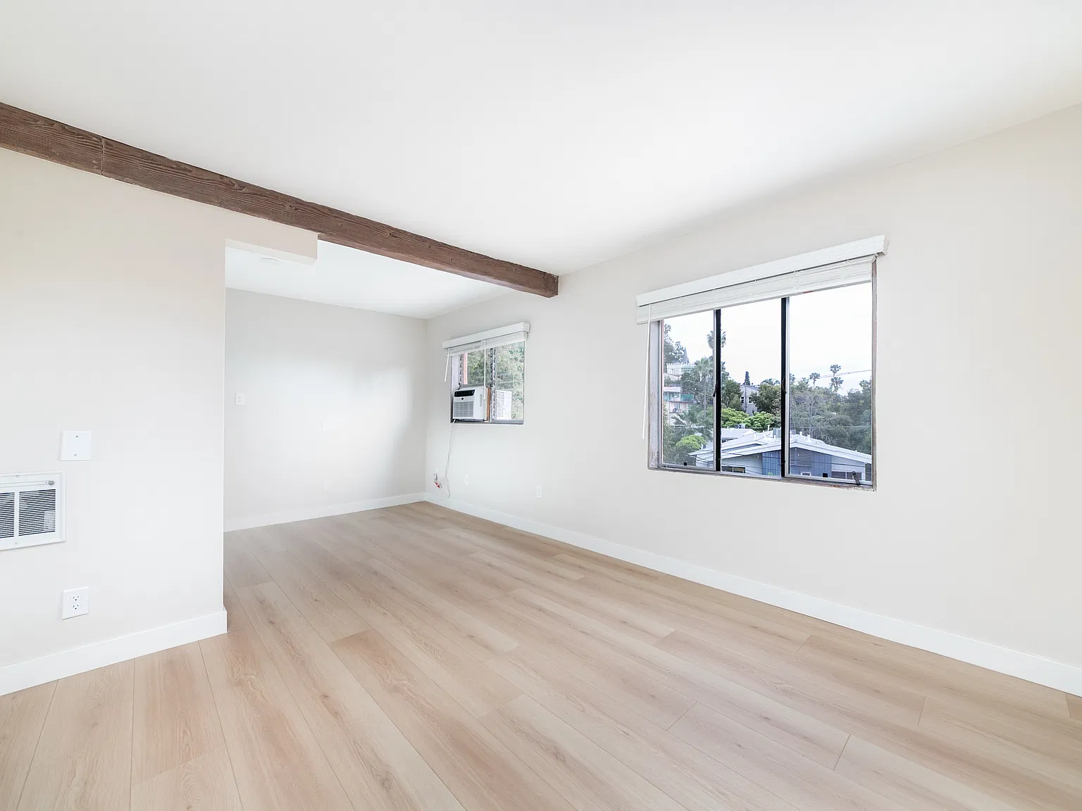 1 bed, $2,280 — Photo 3