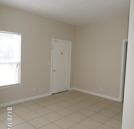 4th image of 1116 Maitland Ave