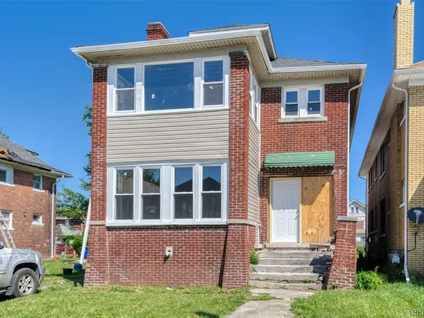 1976 Clairmount St, Detroit, MI 48206