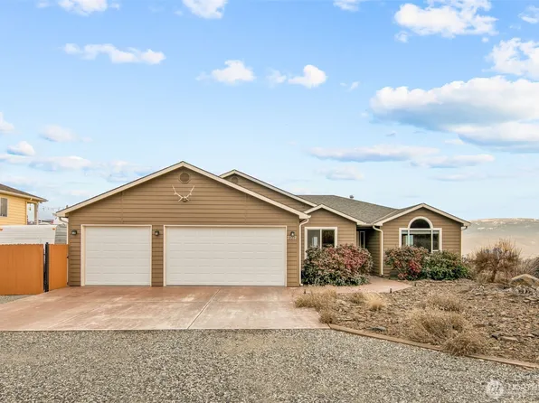 2312 Canyon Hills Drive, East Wenatchee, WA 98802