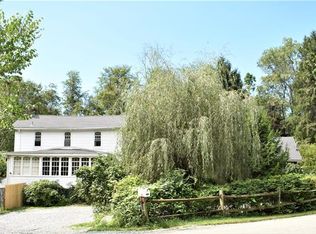 703 Greenhills Rd, Irwin, PA 15642