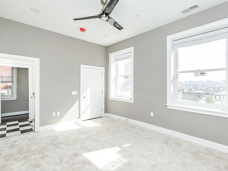 411 N Charles St #4B — Photo 5