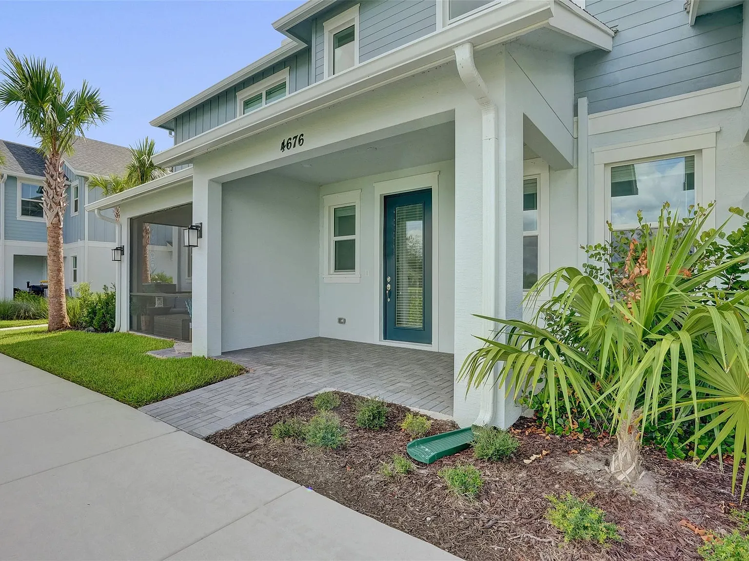 3 bed, 2.5 bath, 1540 sqft, $3,250 — Photo 3