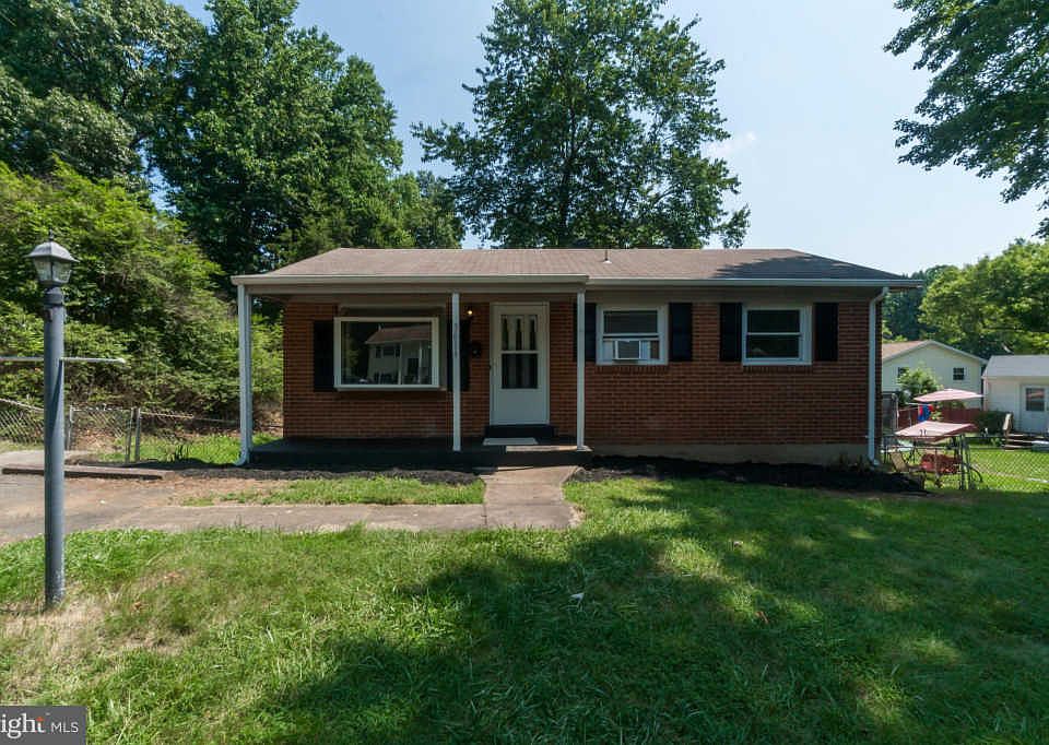 1st image of 3616 Freemont Pl