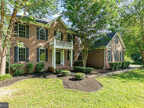 4th image of 1825 Morning Brook Dr
