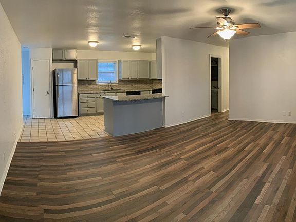 5th image of 14343 S Oklahoma Blvd E
