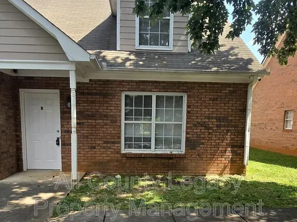 700 Rosehip Ln Unit B, Acworth, GA 30101