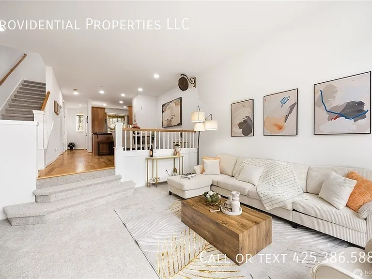 1947 NE Killian Ln #1 — Photo 10
