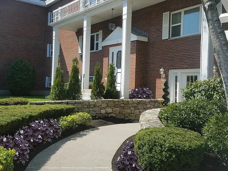 Sheridan Apartments — Photo 12