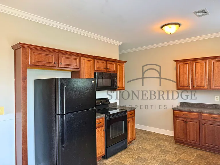 699 The Heights Ln — Photo 5