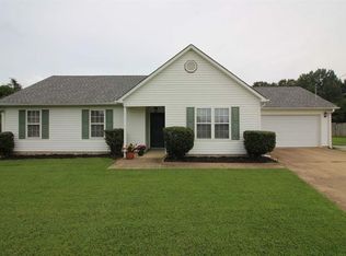 27 Green Pasture Cv, Oakfield, TN 38362