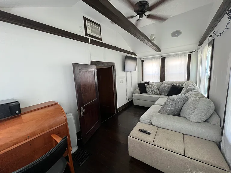 4331 Holly St — Photo 10