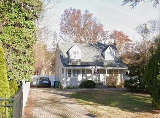3625 Richmond Rd, Staten Island, NY 10306