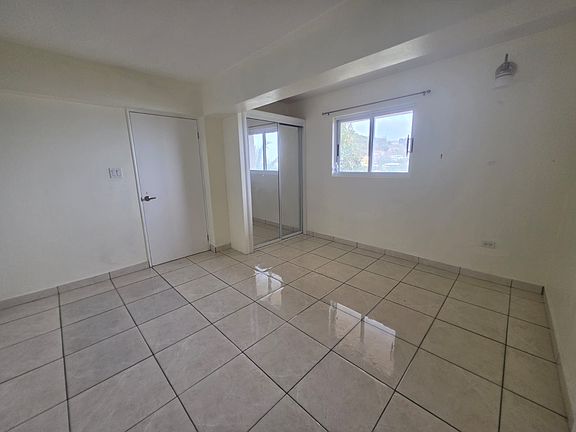 5th image of 200-7 Seven Altona & Welgust 220 #16