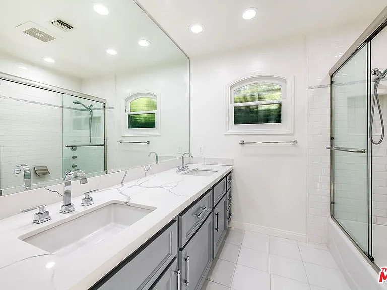 3115 Dona Susana Dr — Photo 28