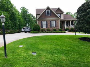 30 Birch Tree Rd, Greer, SC 29651