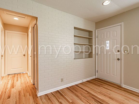 3rd image of 3421 S 122nd St