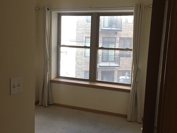5th image of 2322 S Canal St APT 406