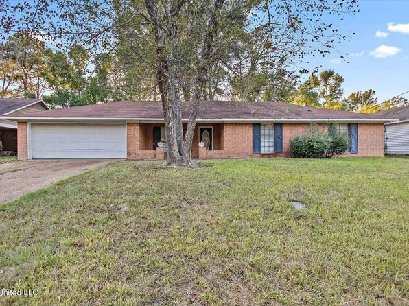 5225 Harrow Dr, Jackson, MS 39211