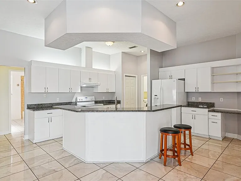 918 Academy Dr — Photo 27