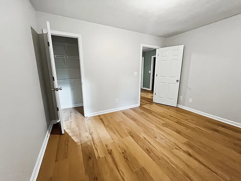 204 Hillcrest Rdg — Photo 26